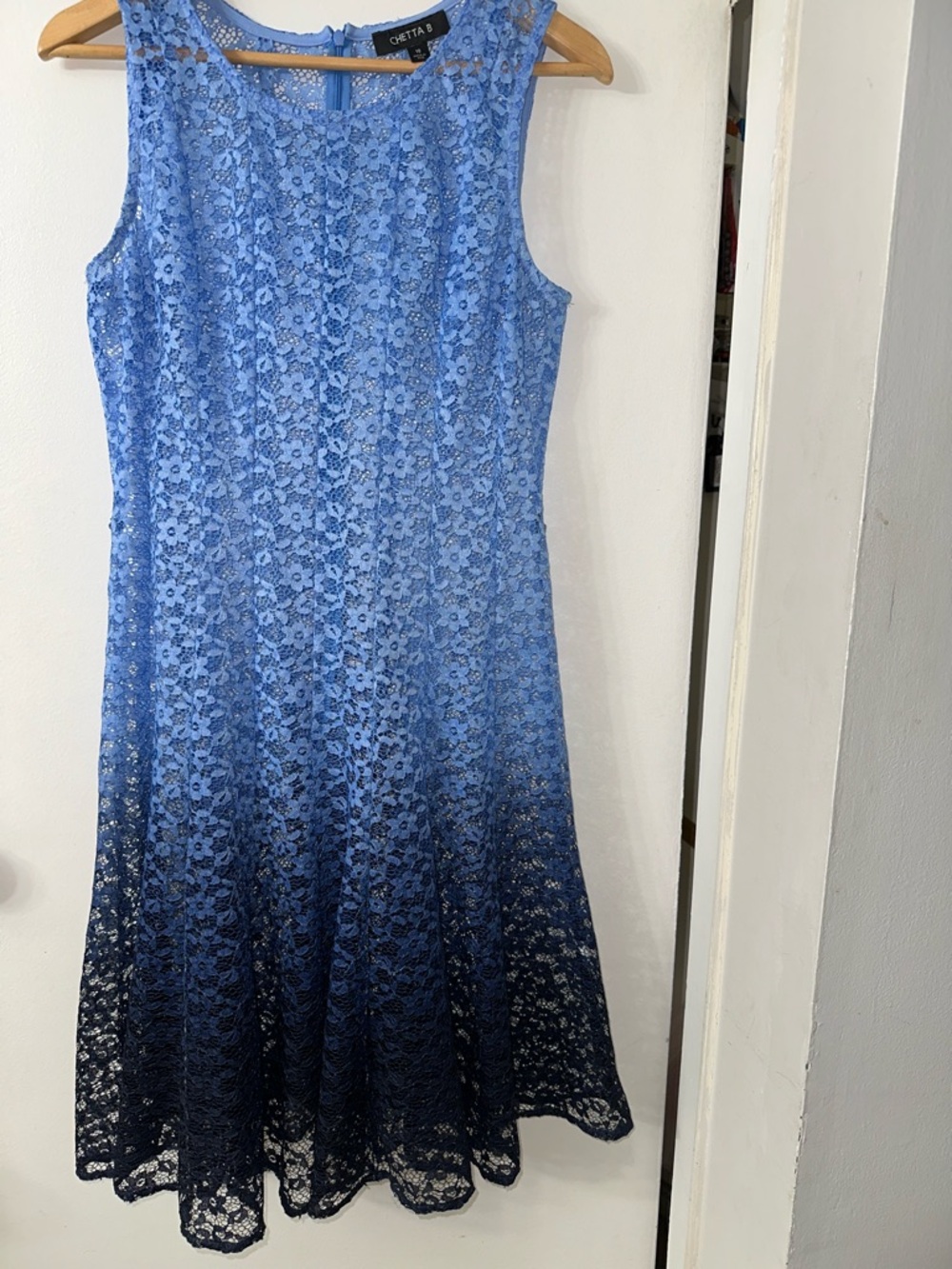 Chetta B Blue Ombre Lace cottagecore, graduation, date , midi, Dress size 10.